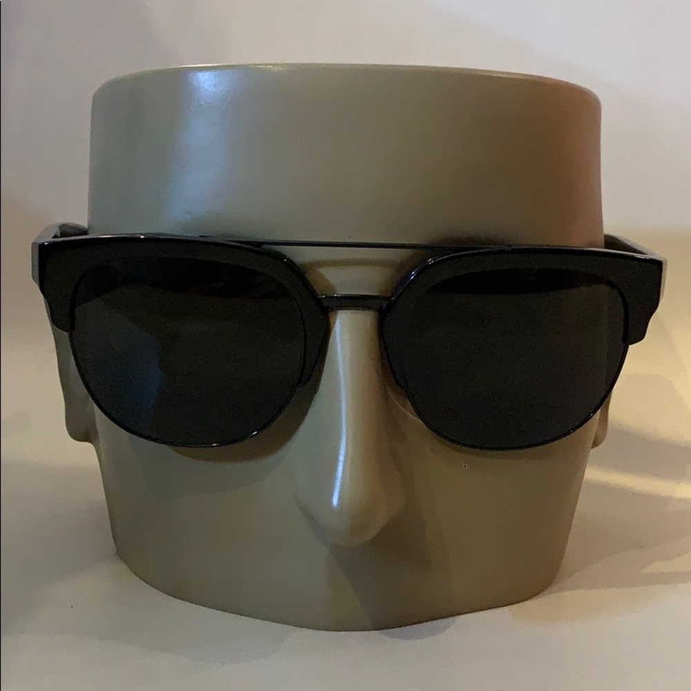 New Men’s Dolce&Gabbana Sunglasses - Picture 2 of 7